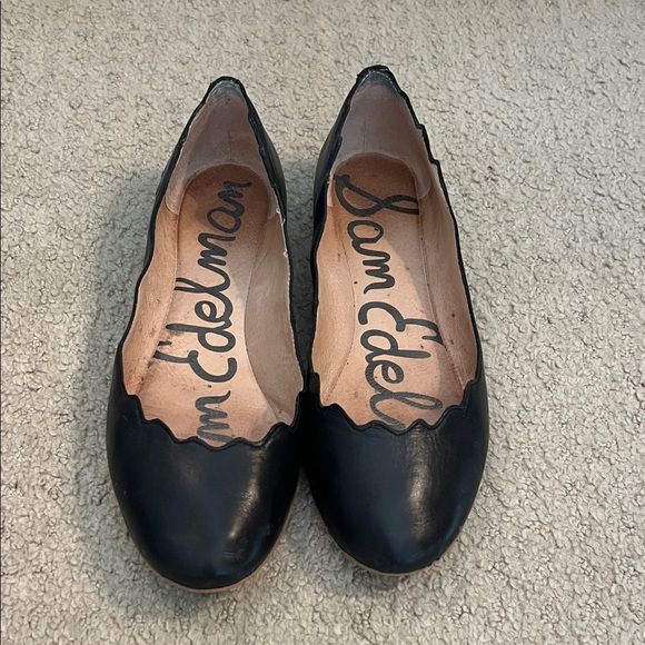 Sam Edelman scalloped flats - Picture 1 of 4